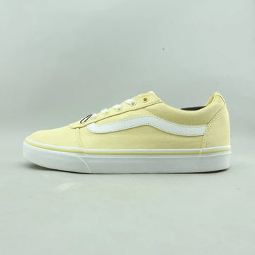 Classic Low-Top Sneakers – Pastel Yellow