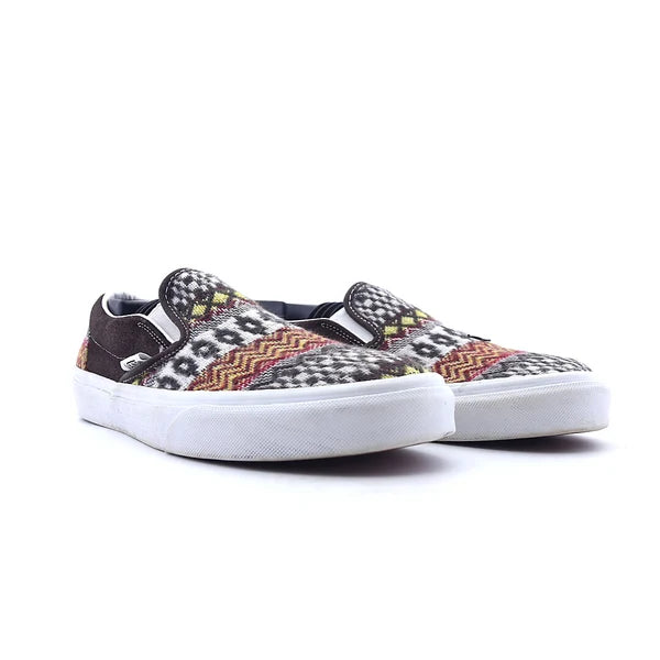 Urban Pattern Slip-On Sneakers – Multicolor